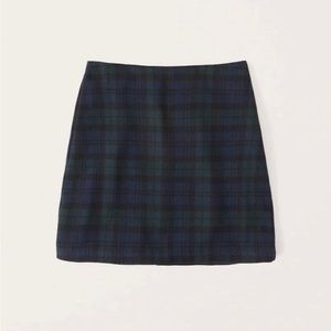 NWOT Abercrombie & Fitch Wool-Blend Plaid Mini Skirt
